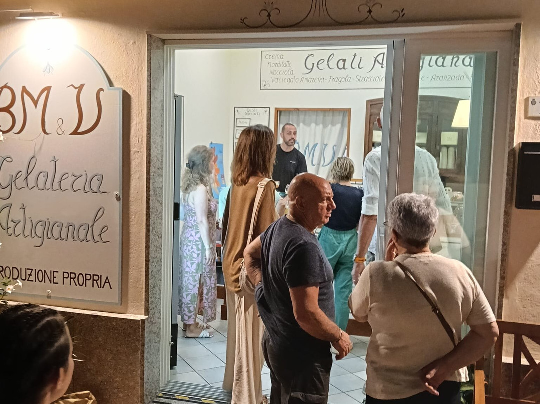 BM & V Gelateria Artigianale Budoni