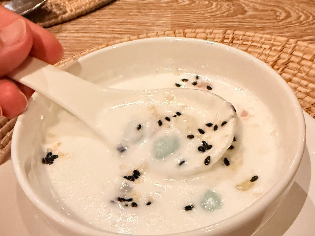 苏梅岛情人屋温泉别墅酒店主图