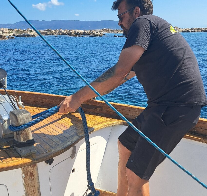 Asinara Charter Service-斯廷蒂诺必去景点