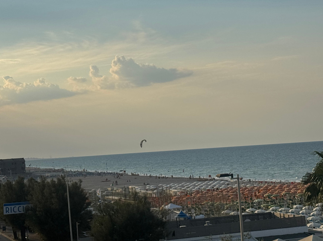 Hotel Augustus- Davanti a Noi C'è Solo il Mare主图