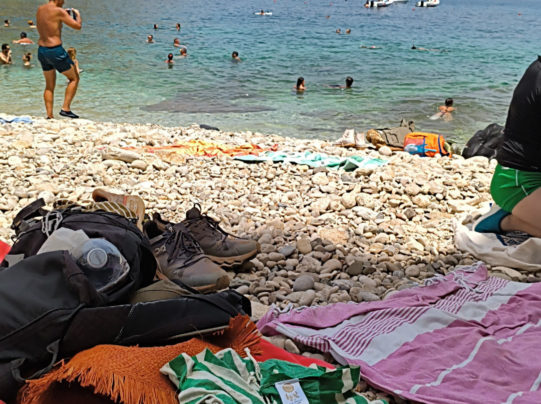 Cala Tonnarella dell'Uzzo-圣维托角必去景点