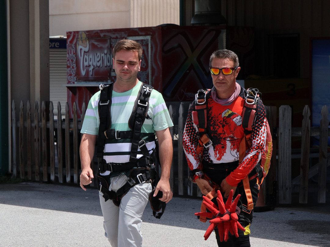 Jump Florida Skydiving-莱克威尔士必去景点