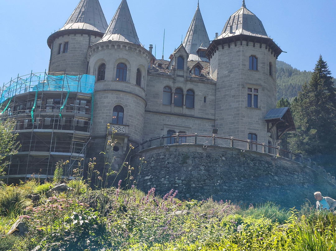 Castel Savoia-Gressoney Saint Jean必去景点