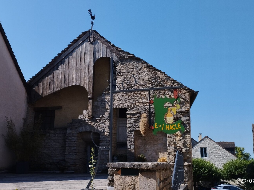 Macle Jean-Chateau Chalon必去景点