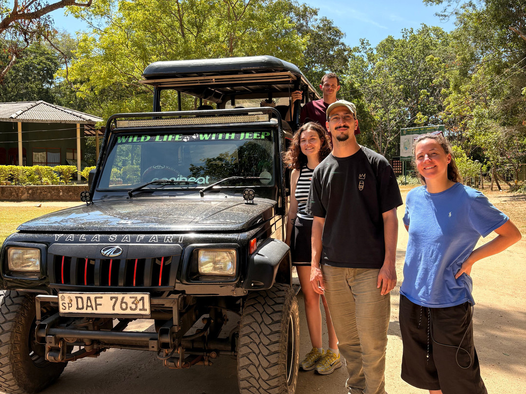 Yala Block 5 & 6 Safari by Podi-Thanamalwila必去景点