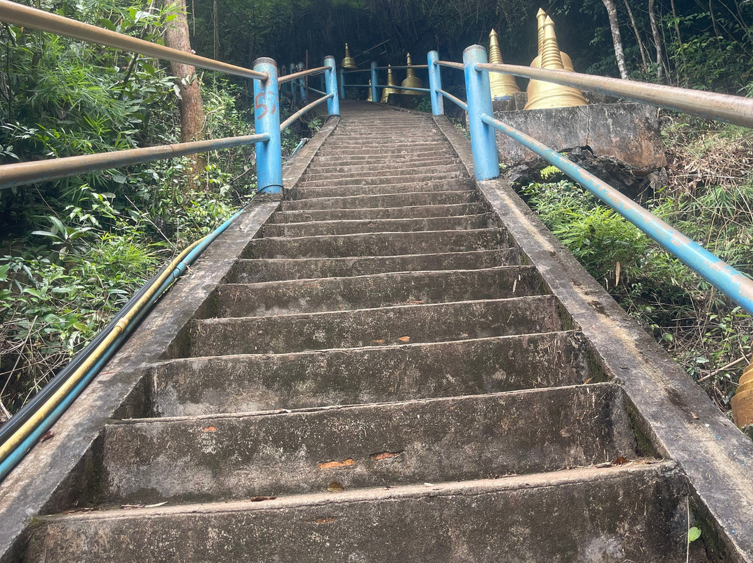 虎窟寺-甲米必去景点