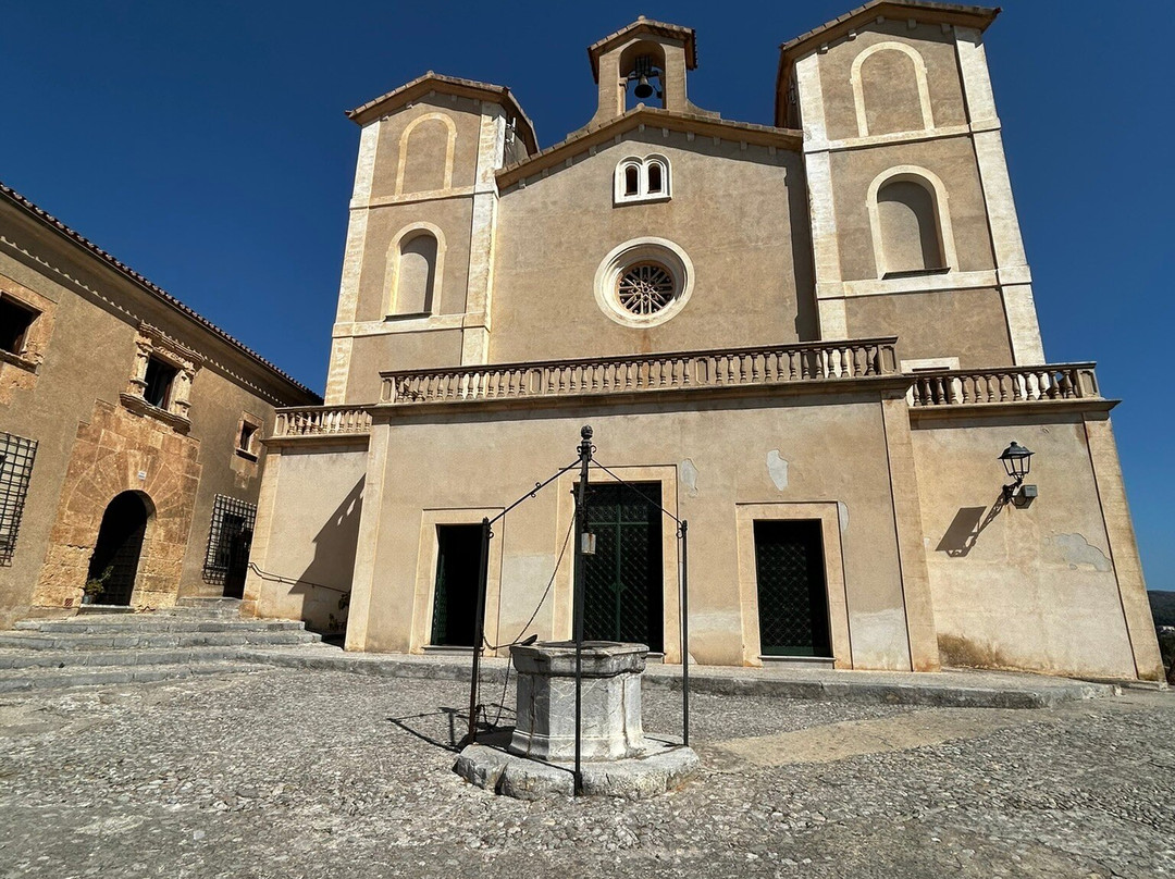 Santuari de Sant Salvador-Arta必去景点