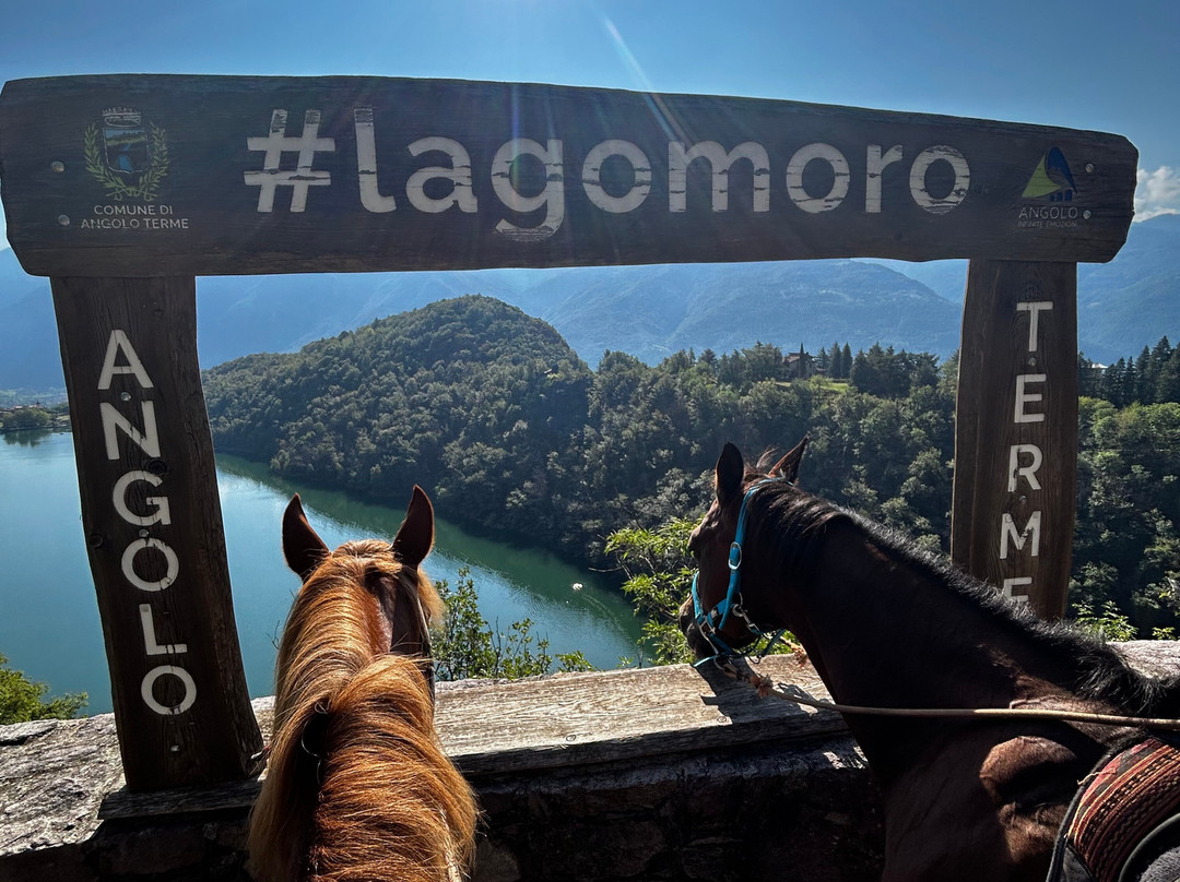 AGRITURISMO LAGO MORO RANCH-Angolo Terme必去景点