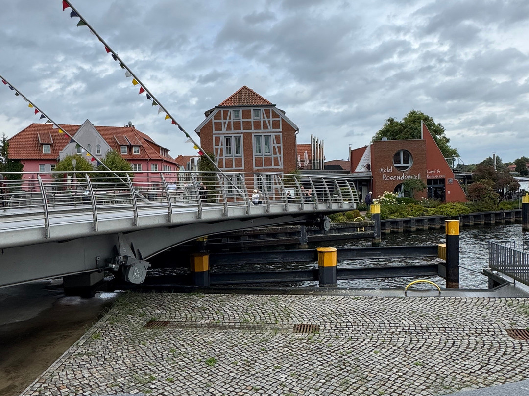 Drehbrücke Malchow-Malchow必去景点