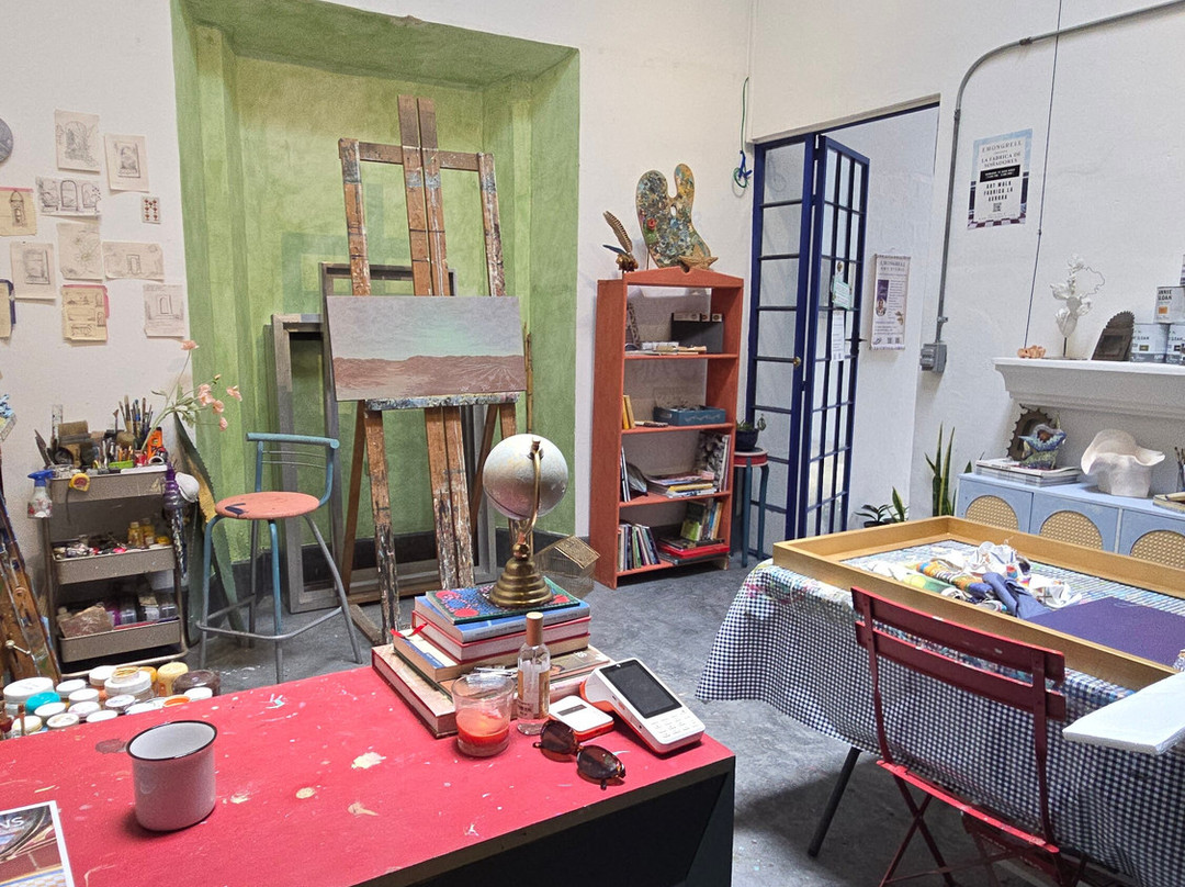 EMongrell Art Studio-圣米格尔护城必去景点