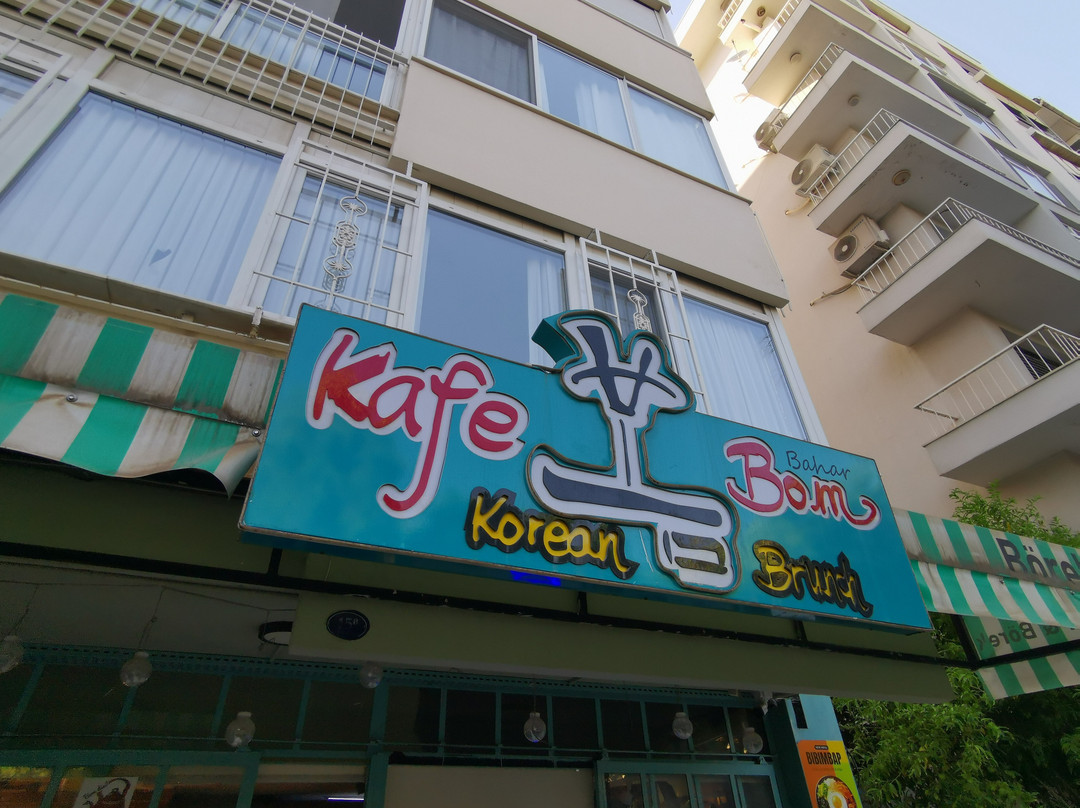 Kafe Bom