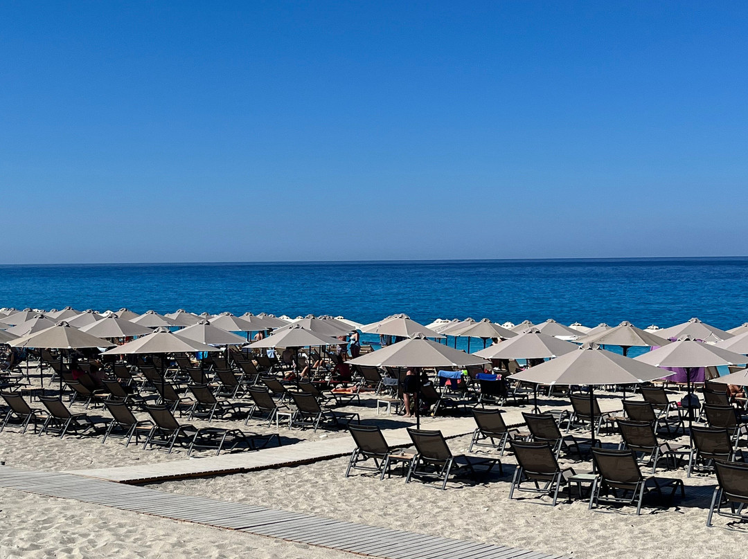 Kathisma Beach-Agios Nikitas必去景点