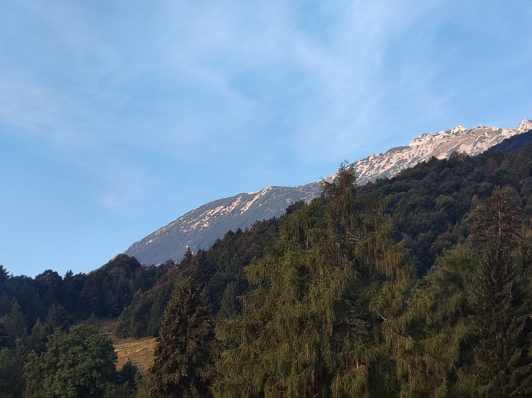 巴尔多山旅馆主图
