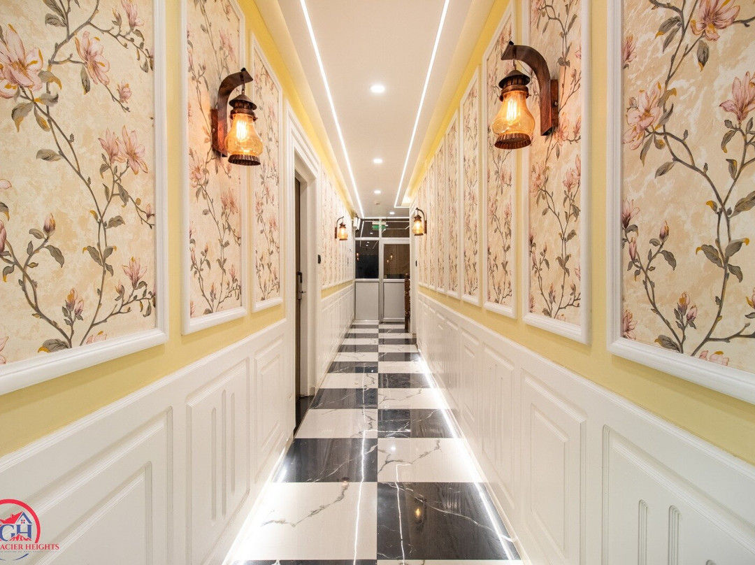 Hotel Glacier Heights主图
