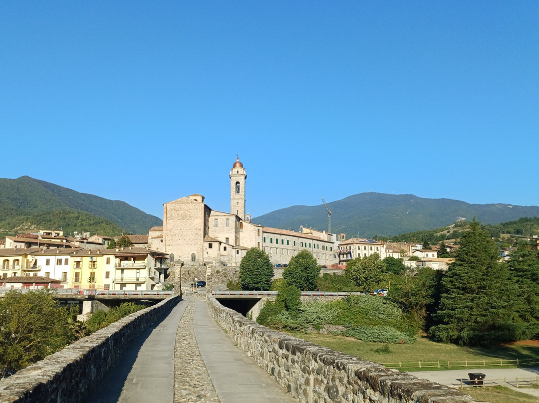 Ponte Vecchio (Ponte Gobbo - Ponte del Diavolo)-Bobbio必去景点