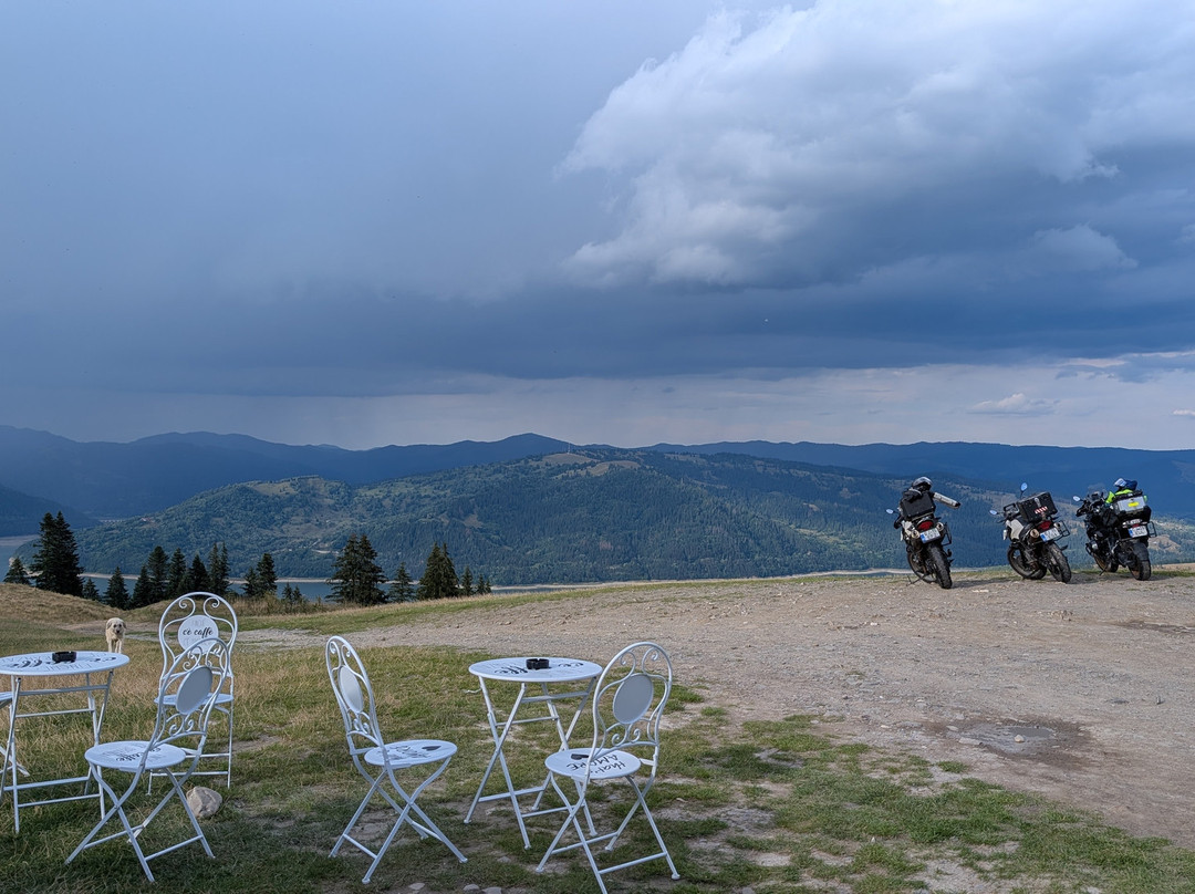 Adventure Motorcycle Tours-图尔达必去景点