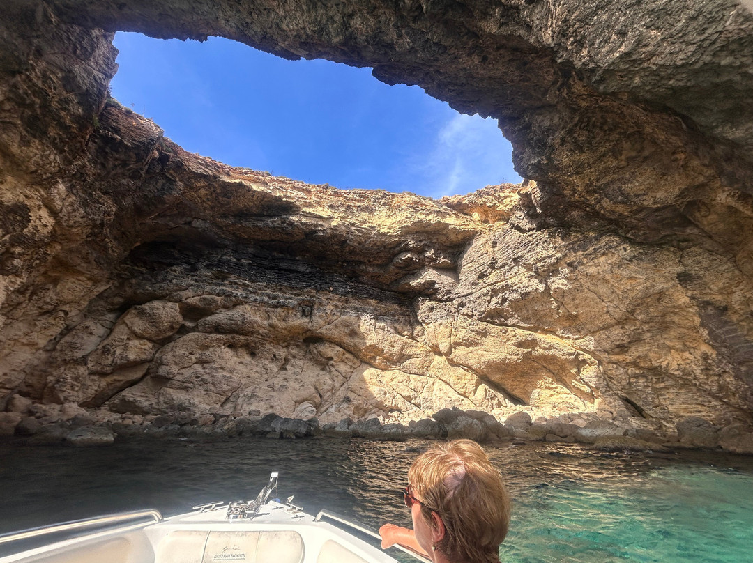 Comino Waves Boat Charters Malta-史克华必去景点