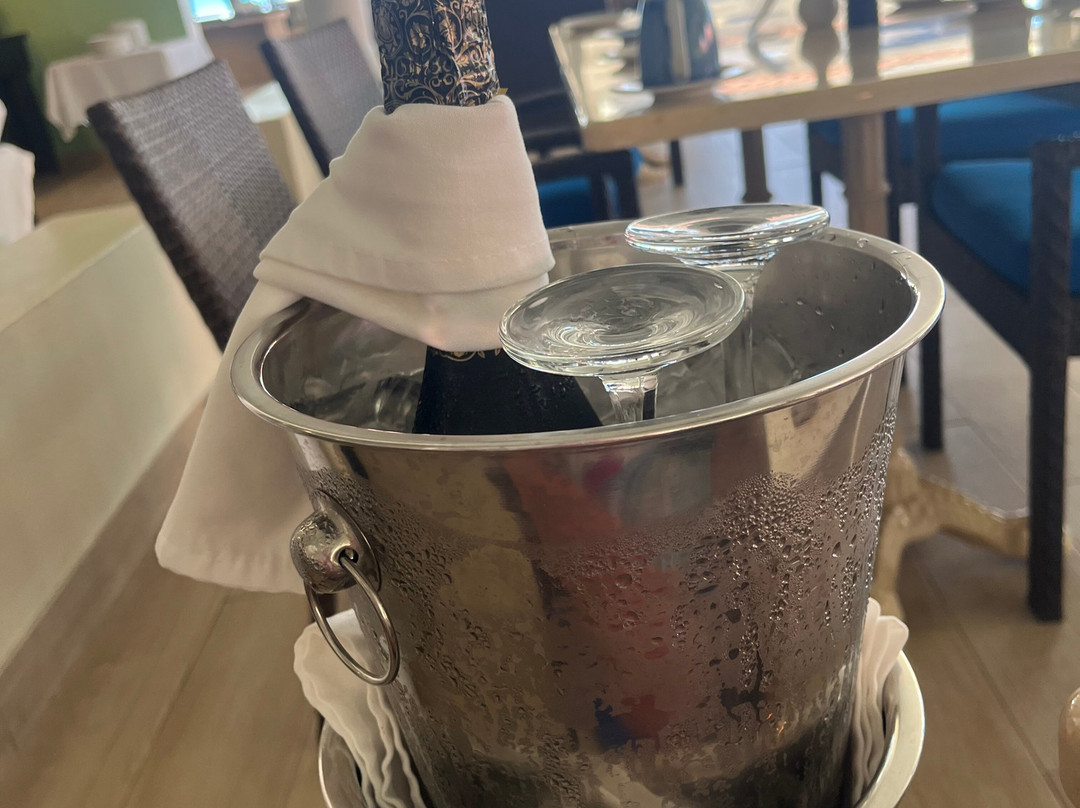 南方棕榈海滩俱乐部酒店主图