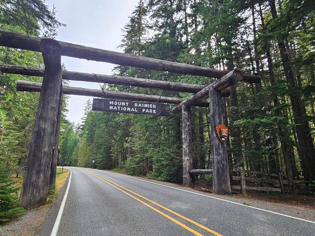 雷尼尔山-雷尼尔山国家公园必去景点