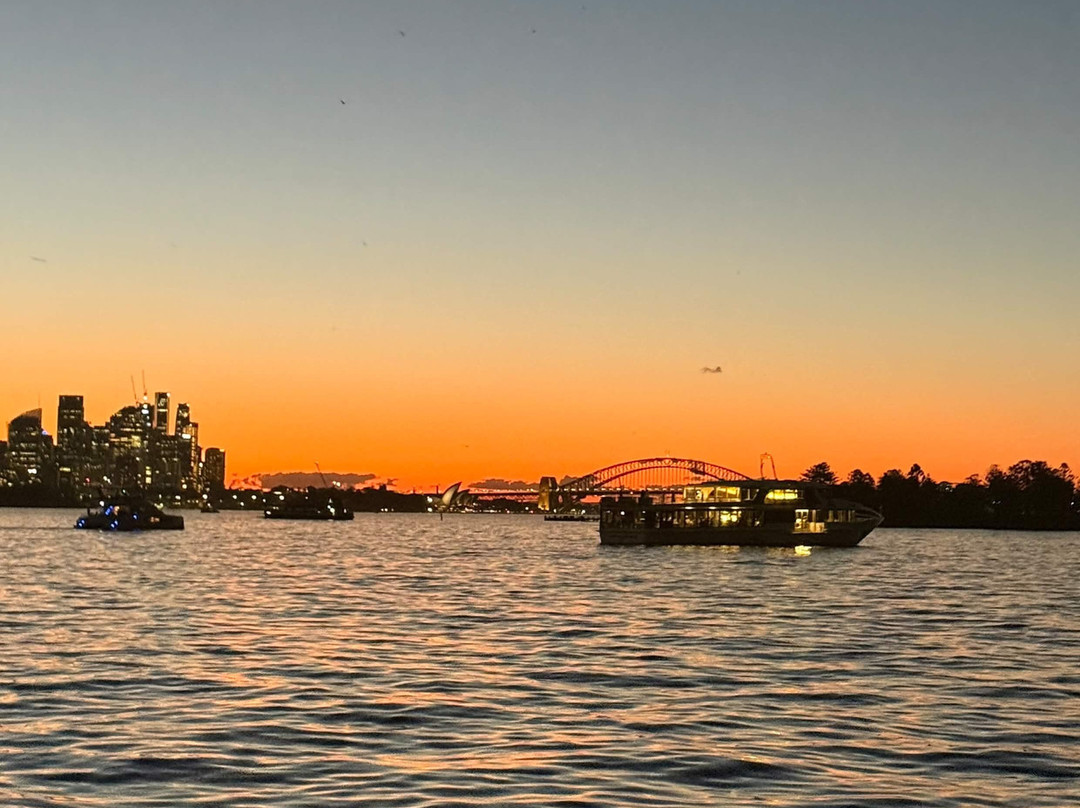 Motor Yacht Charters Sydney-德朗莫伊恩必去景点