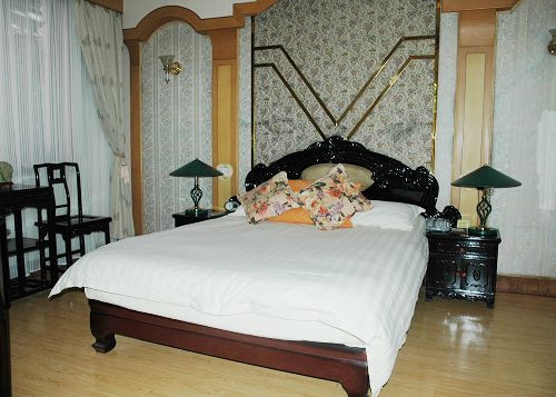 国铁大酒店主图