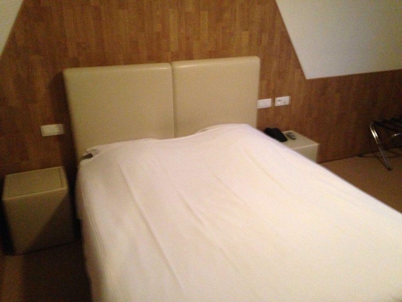 璨多尔酒店-官方