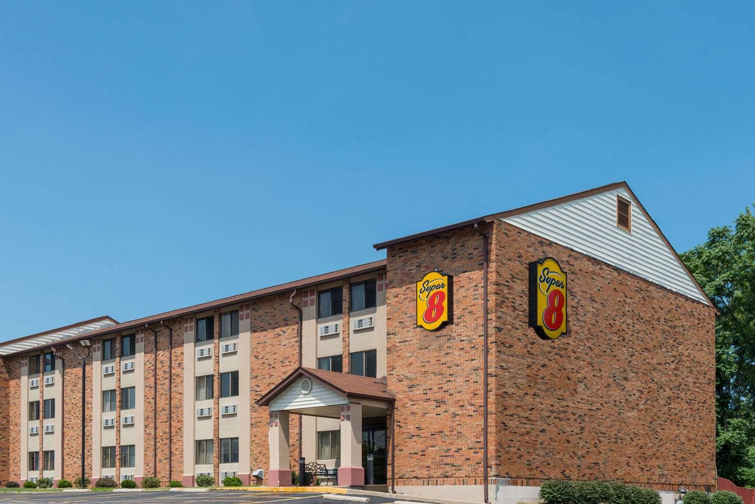 Super 8 by Wyndham St Charles-官方
