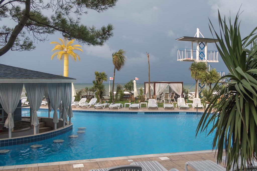 Andamati Beach Resort-泳池