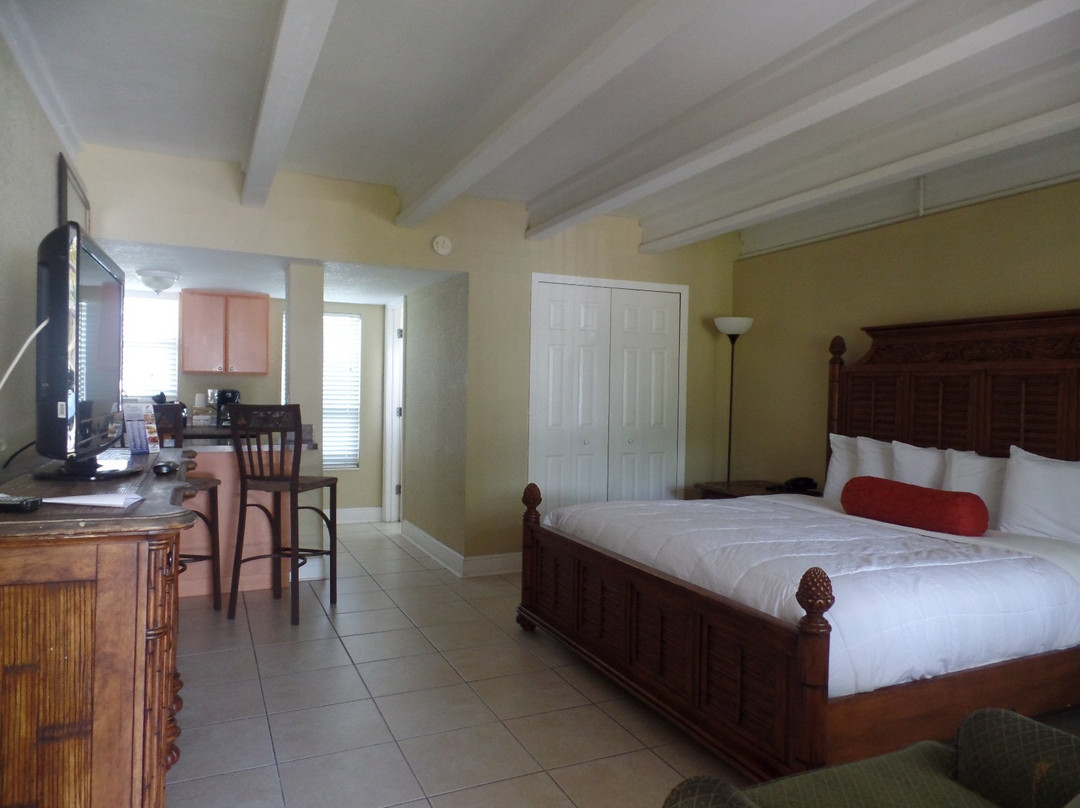 The Bayside Inn & Marina