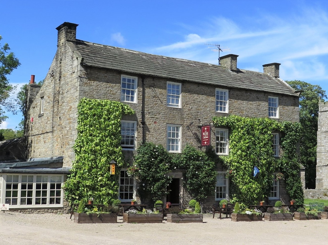 玫瑰和王冠酒店主图