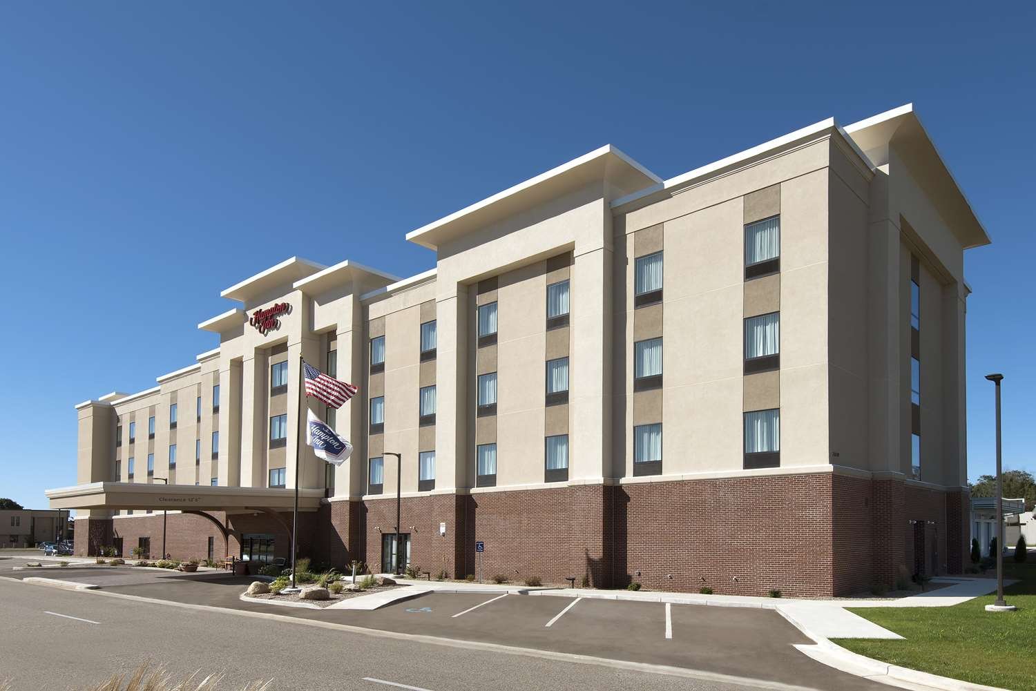 Hampton Inn Kalamazoo-官方