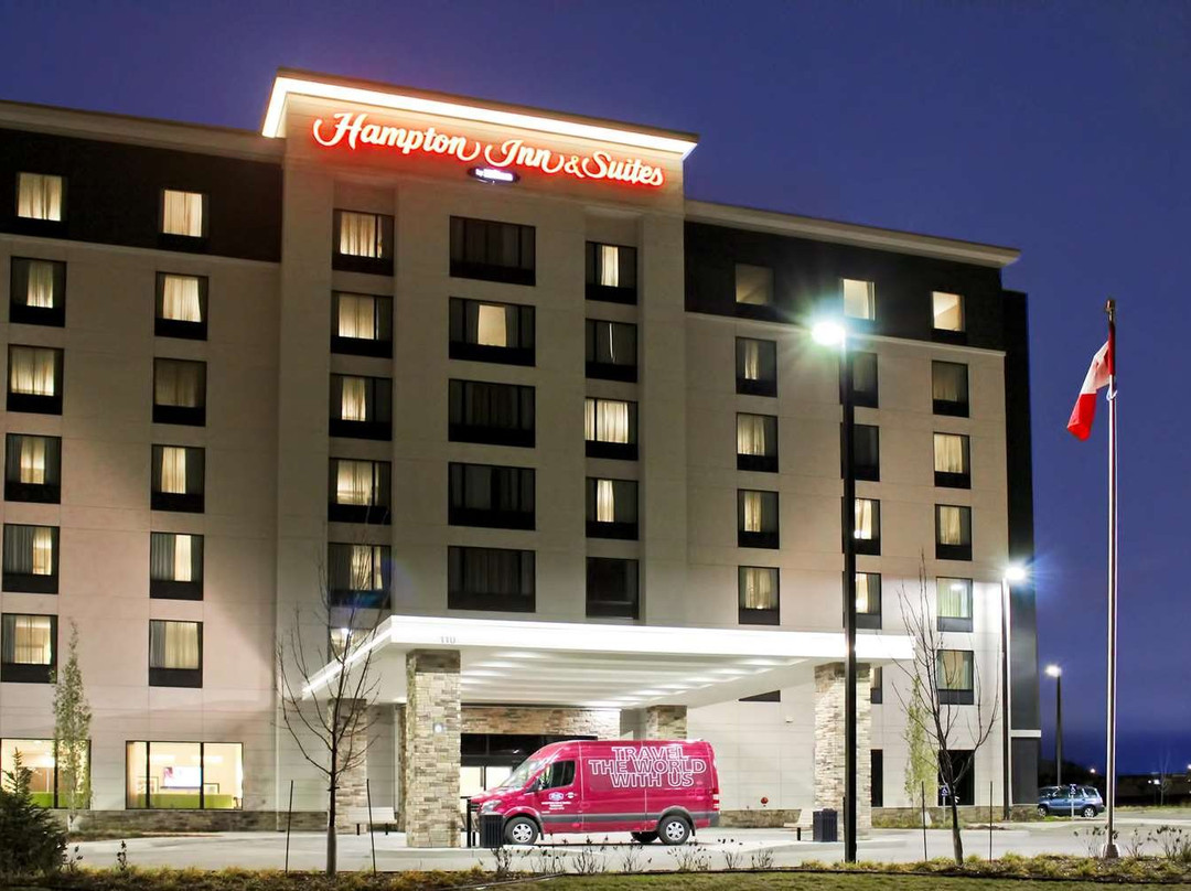 Hampton Inn & Suites by Hilton Saskatoon Airport主图