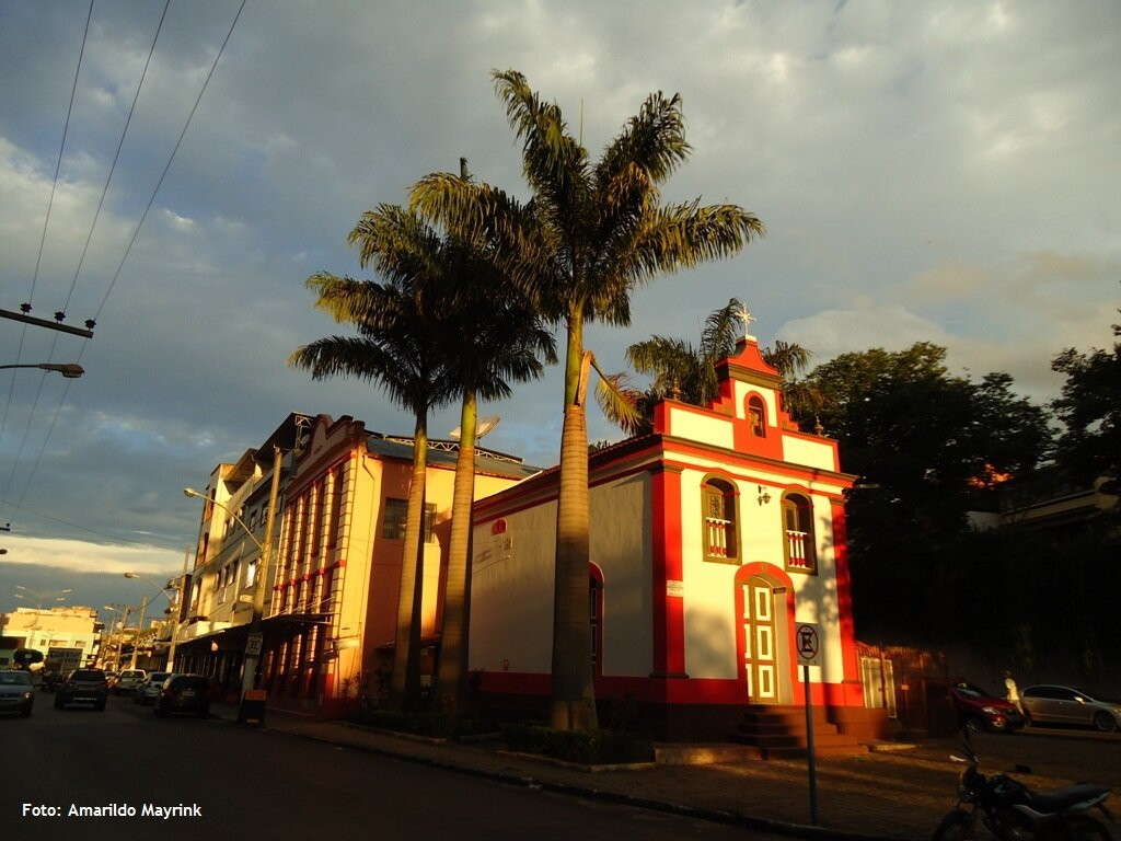 Capela Do Sagrado Coração De Jesus-Bicas必去景点