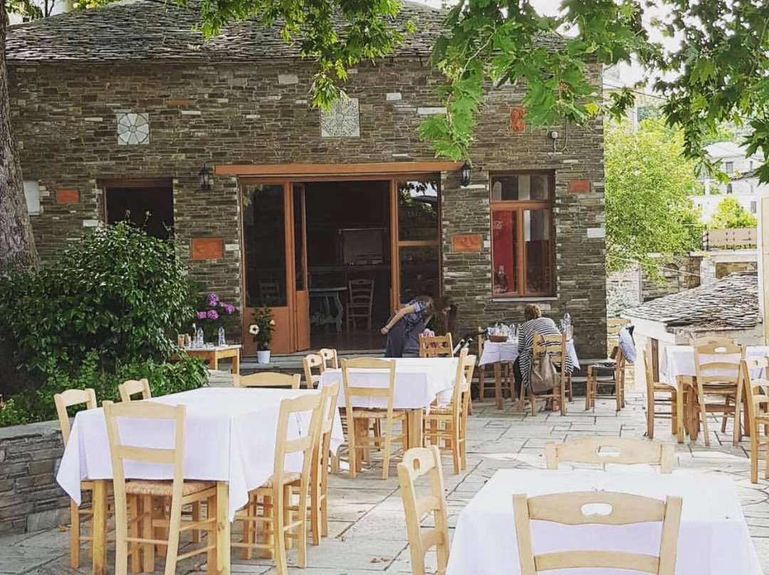 Neochori餐馆和美食-O Krymménos Parádeisos