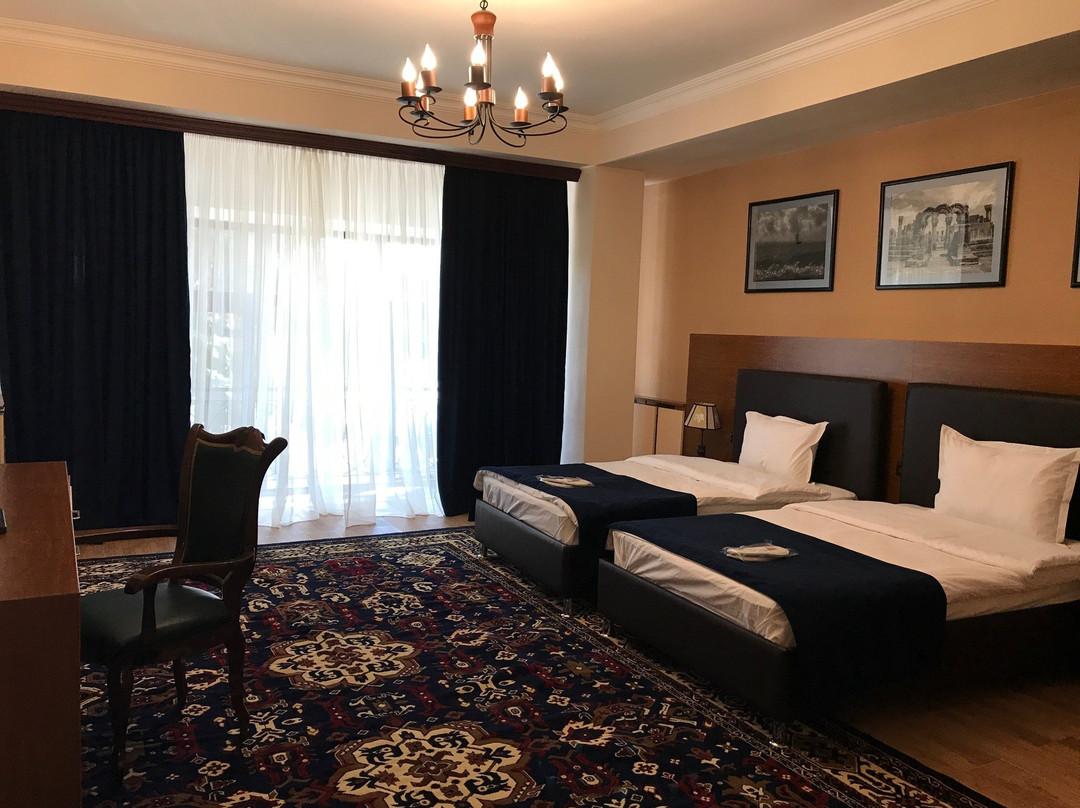 Hnaberd酒店住宿-Hotel Plaza Viktoria