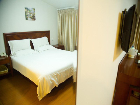 格林豪泰上海浦东机场川沙快捷酒店 主图