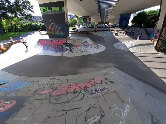 Skatepark Hooiplaats-亨克必去景点