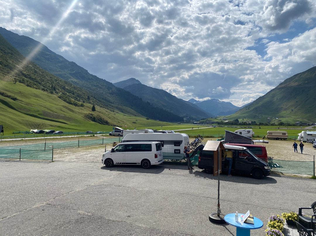 Gotthard Camping