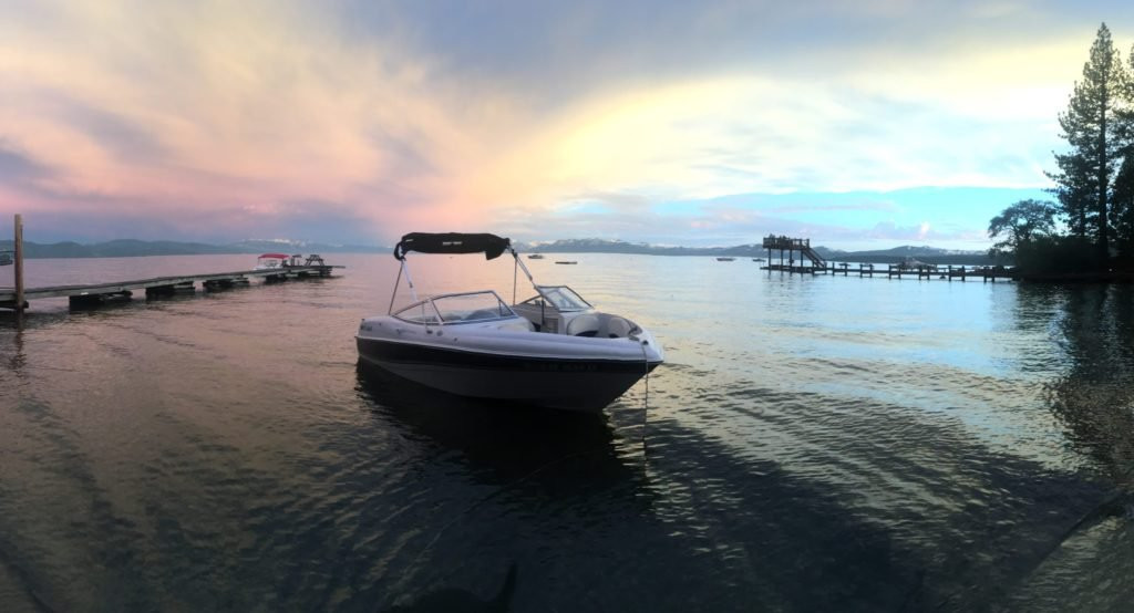 North Lake Tahoe Boat Rental景点图片