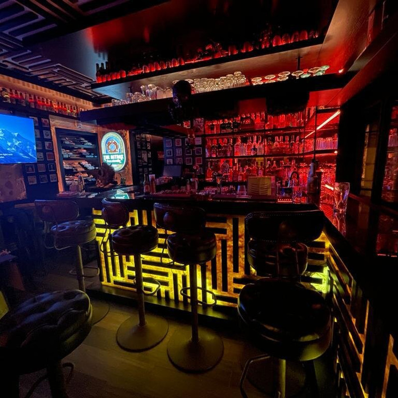 The Nitrox Pub & Eatery