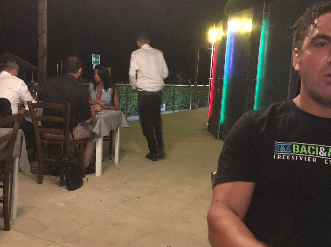 Aroma Hidron Restaurant