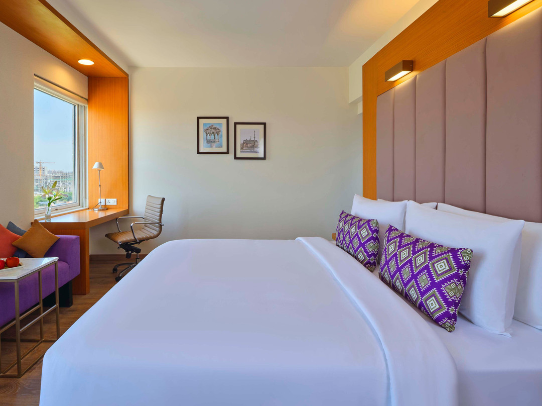 Vivanta Ahmedabad SG Highway主图