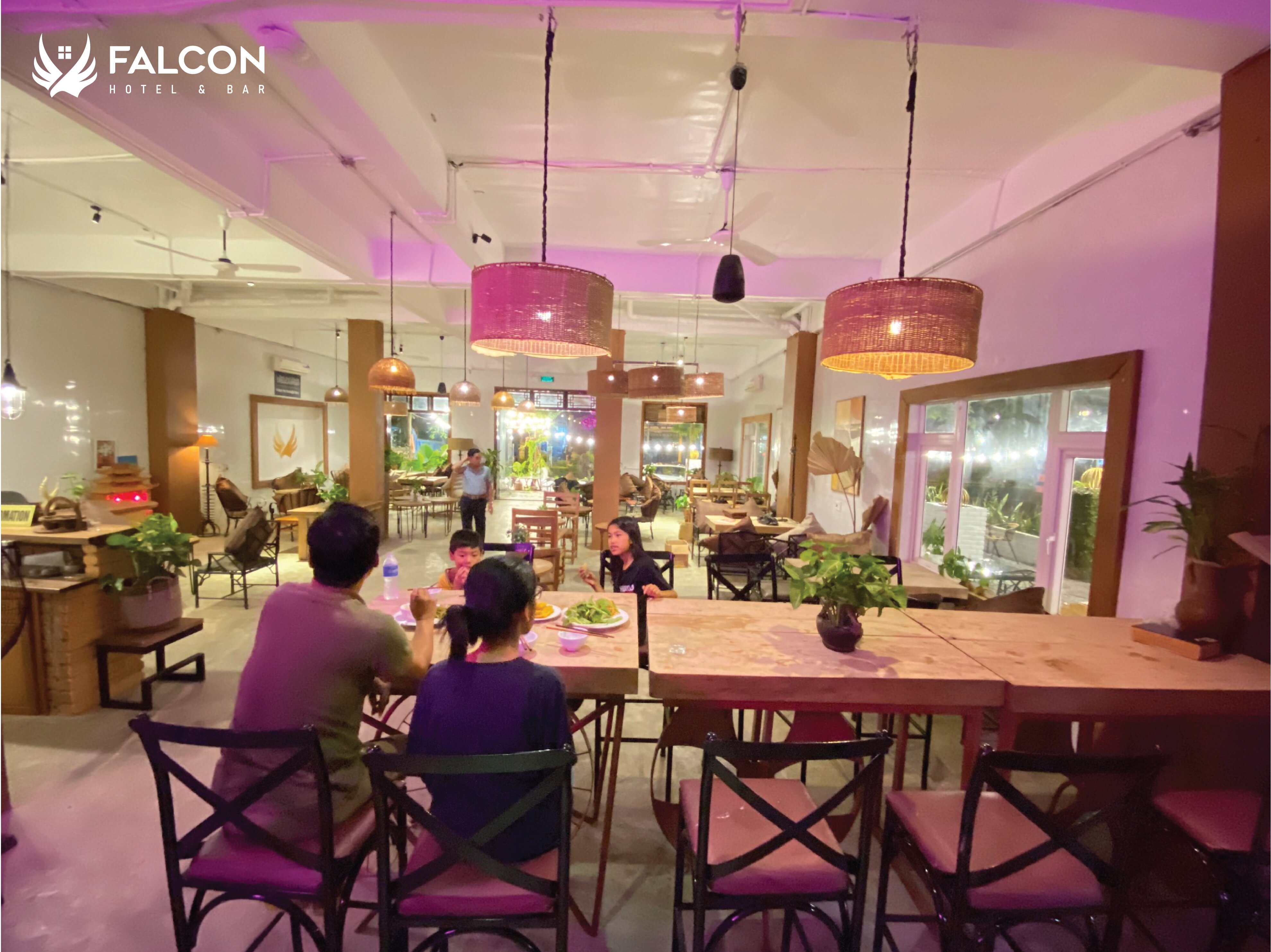 Falcon Hotel & Restaurant Phong Nha-官方