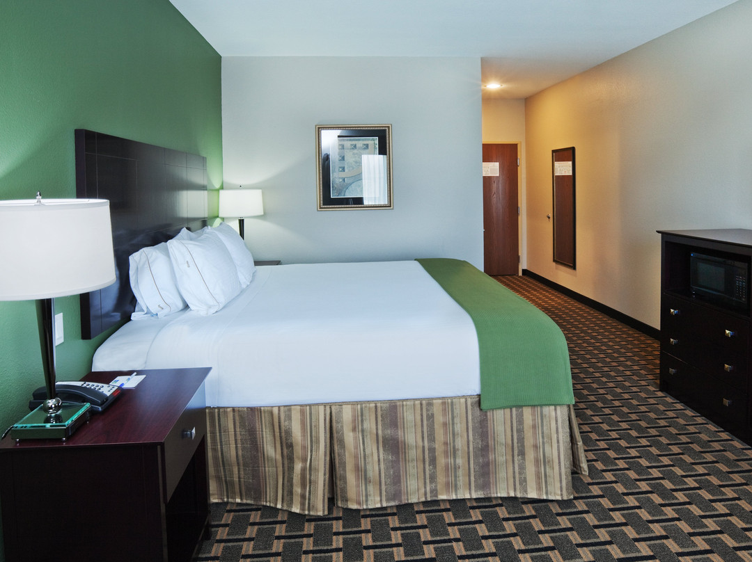 Holiday Inn Express & Suites Jacksonville by IHG主图