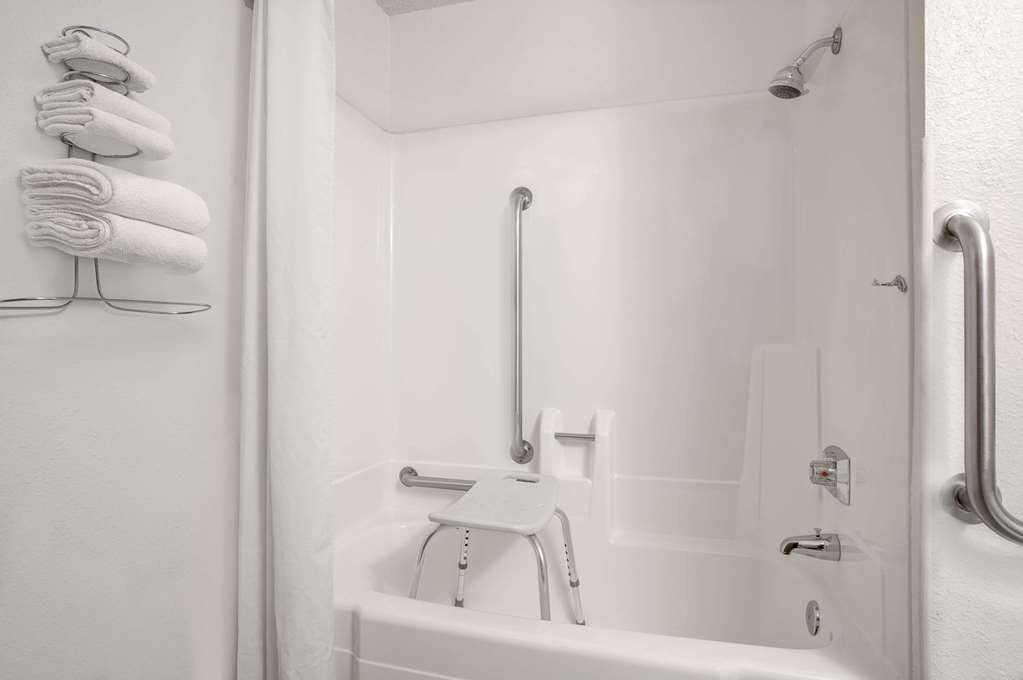 Super 8 by Wyndham Willmar主图