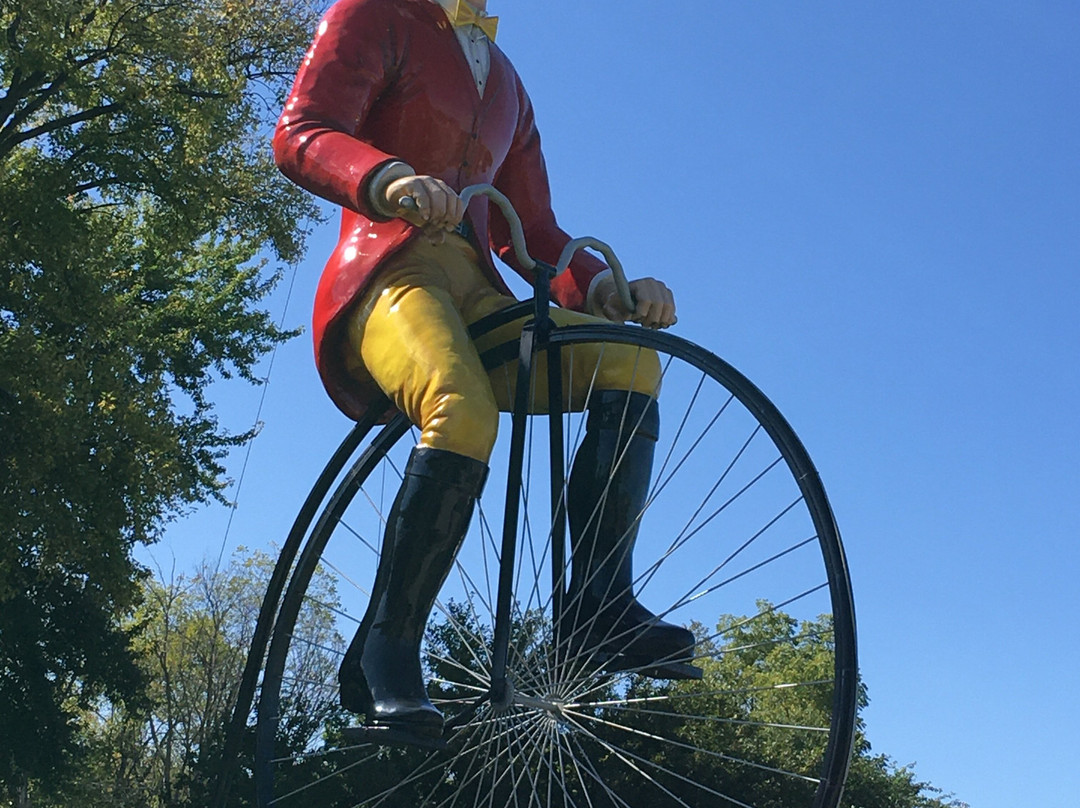 World's Largest Bicyclist-Sparta必去景点