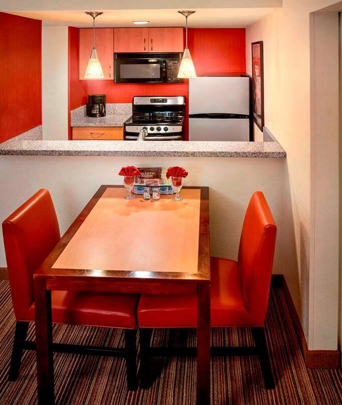 Avia Residences On Research主图