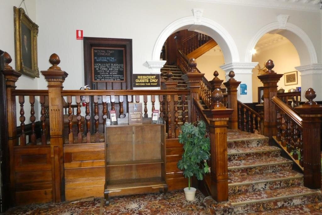 The Empire Hotel主图