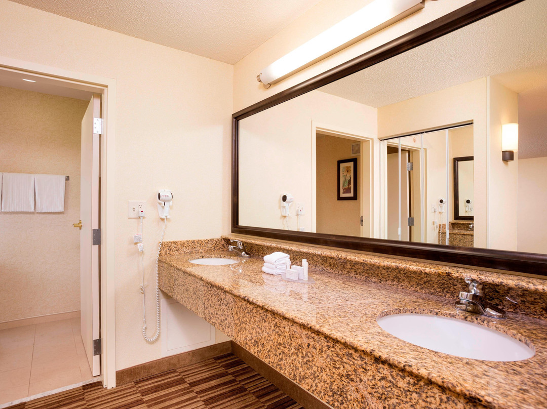 Courtyard by Marriott Minneapolis St. Paul/Roseville主图