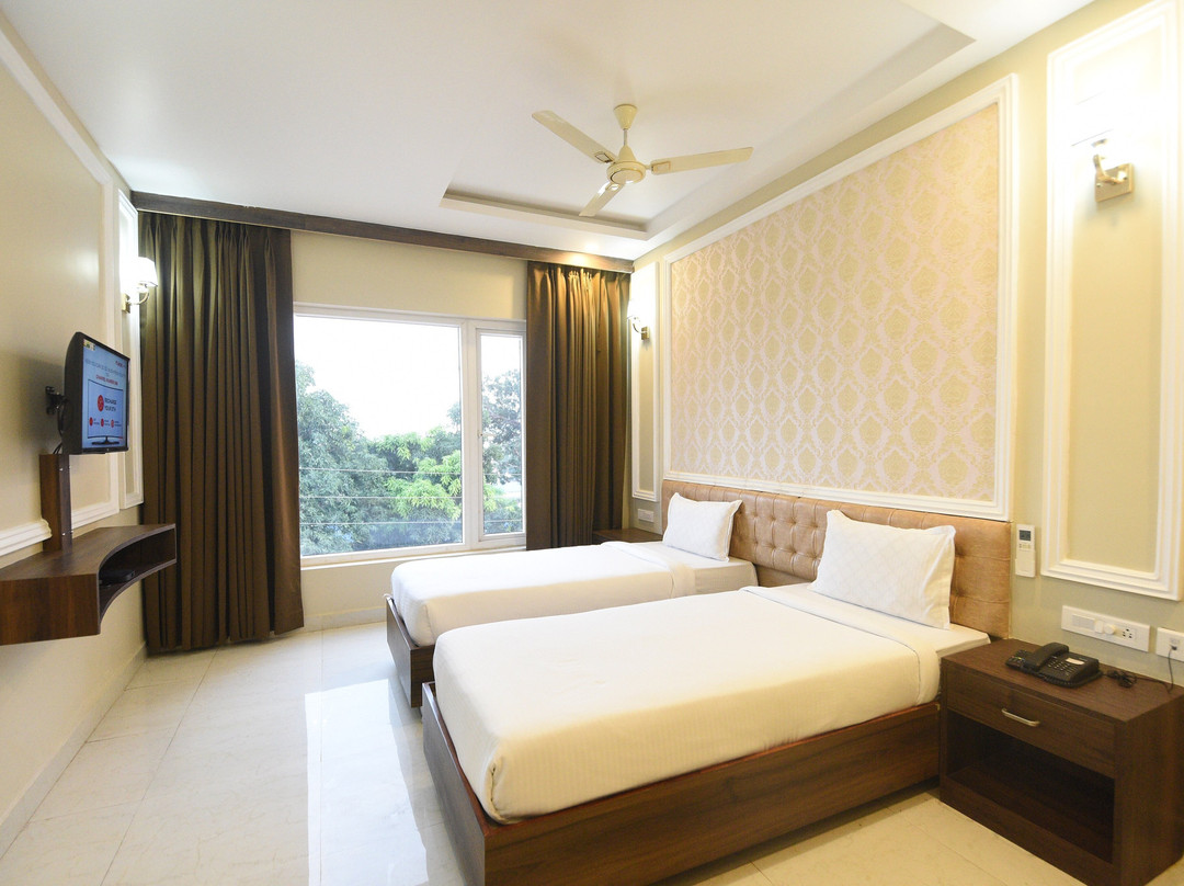 Nilay Residency主图